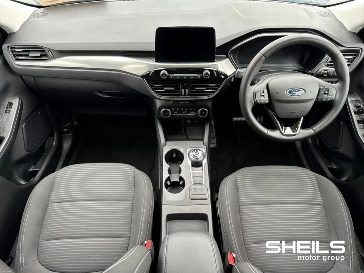 Ford Kuga 2.5 Duratec 225PS PHEV Titanium Auto - Image 3