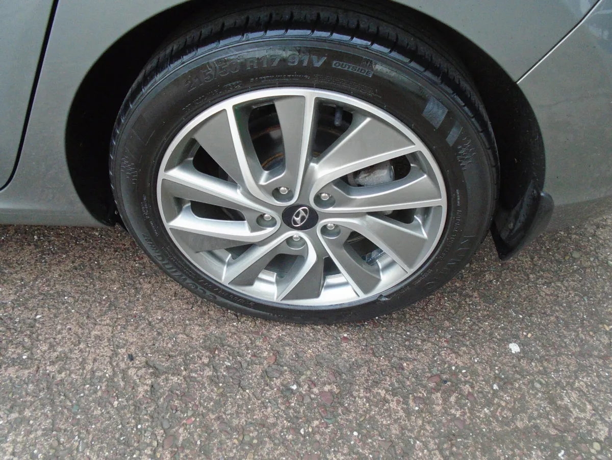 Hyundai i30 2020 - Image 4