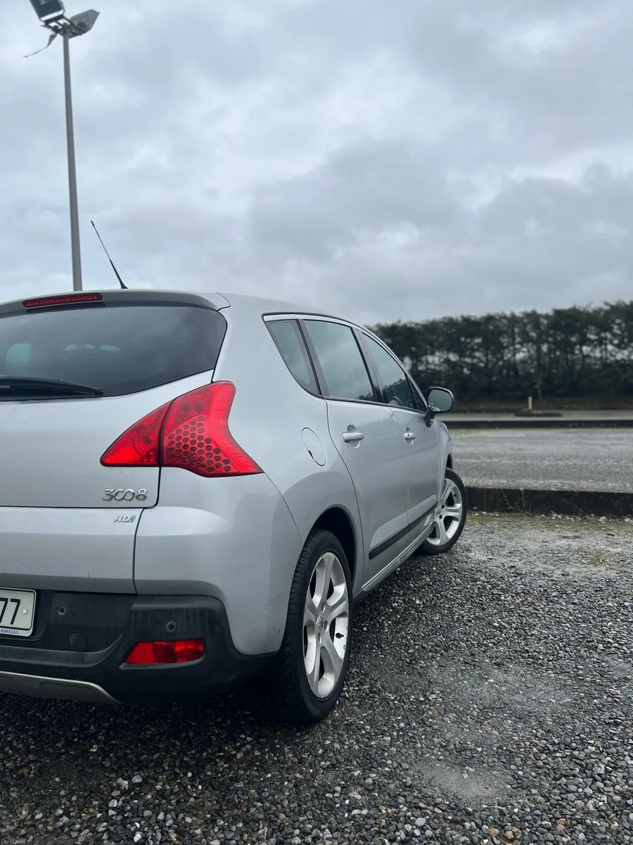 Automatic car 2010 - Image 4