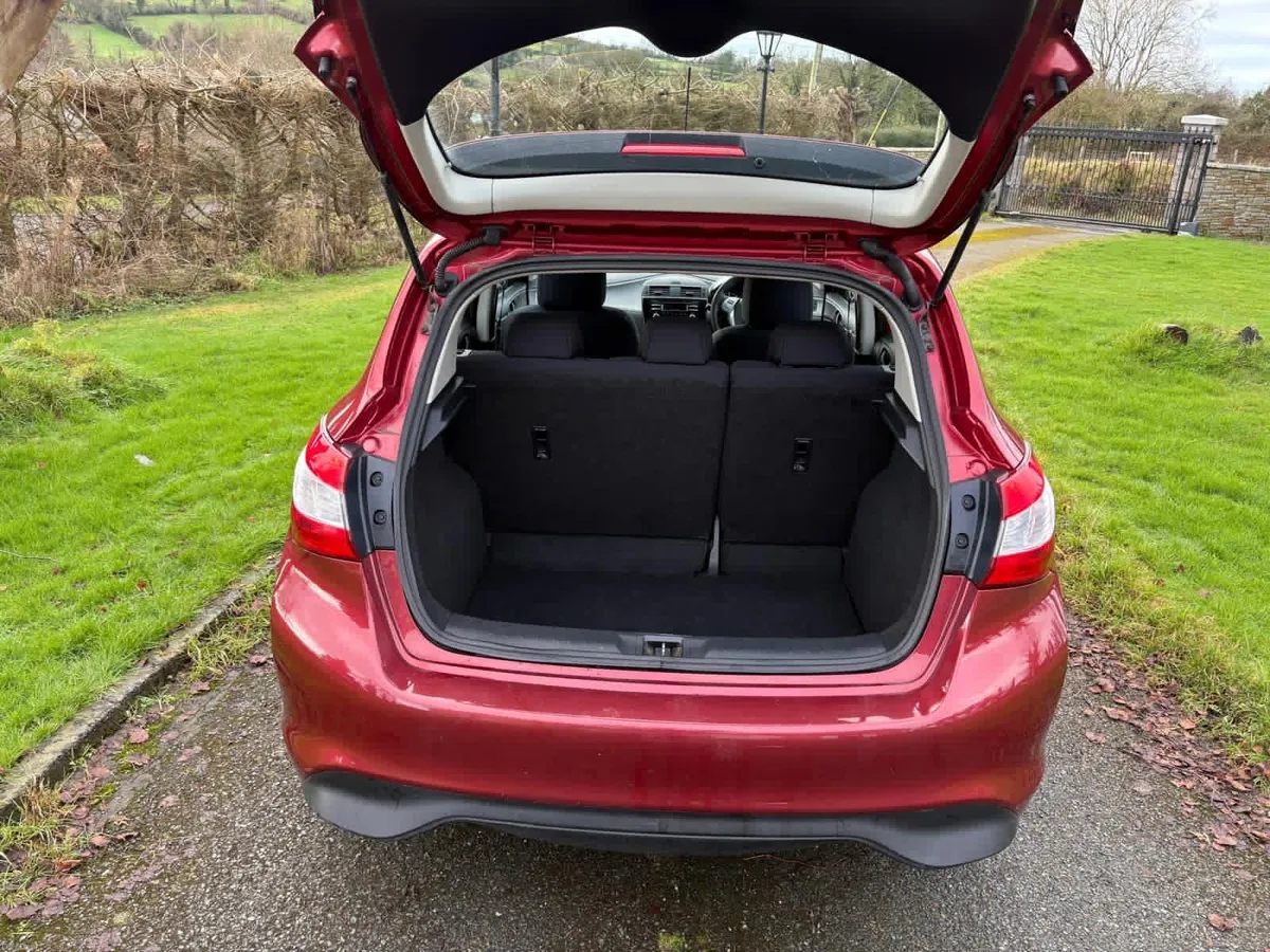 161 Nissan Pulsar - Image 4