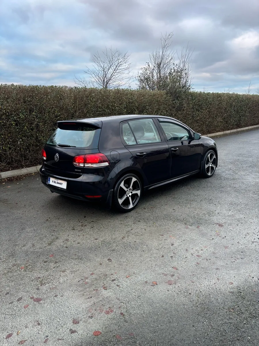 Volkswagen Golf - Image 4