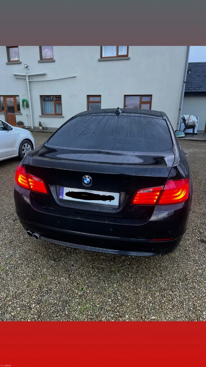 BMW 5-Series 2013 - Image 2