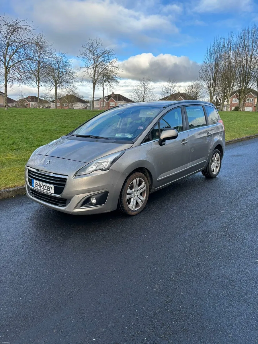 Peugeot 5008 - Image 1