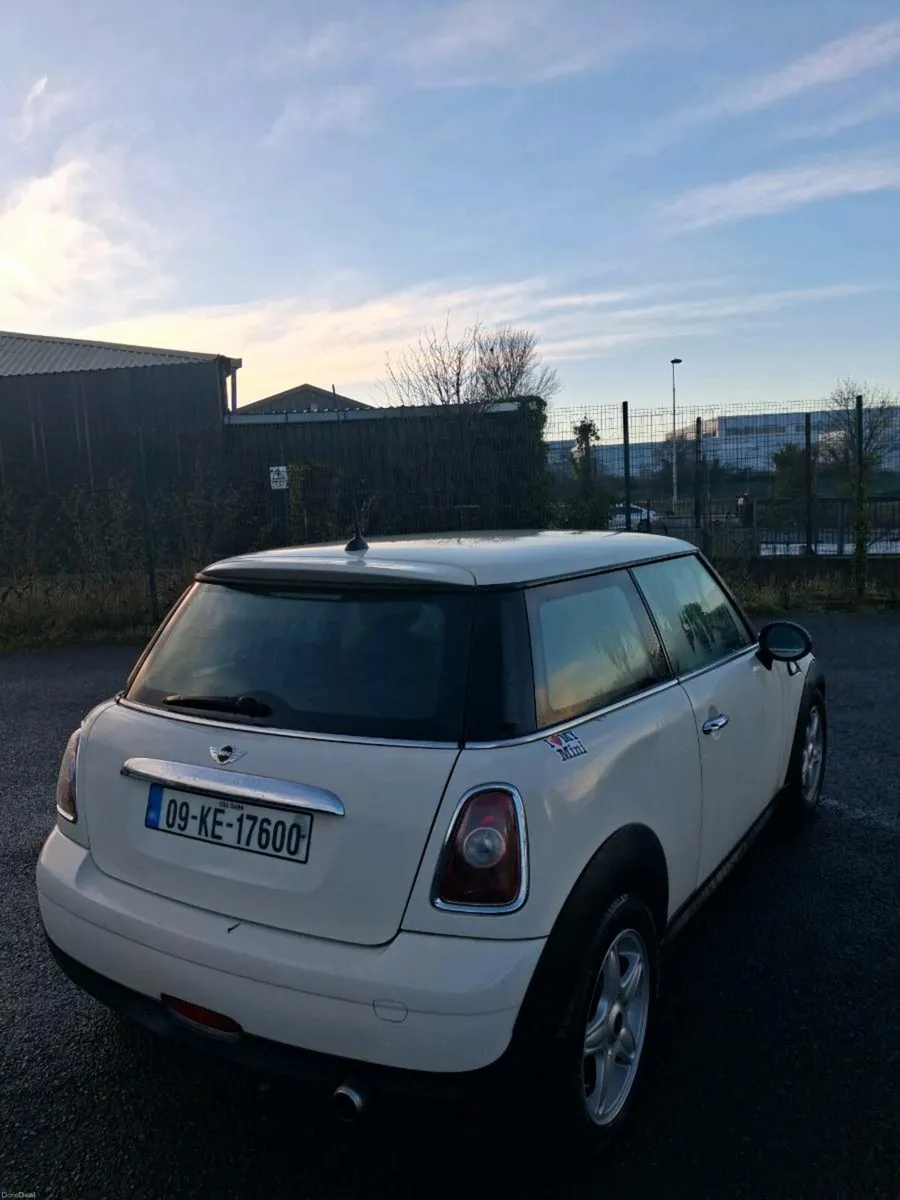 09 Mini one New NCT - Image 4