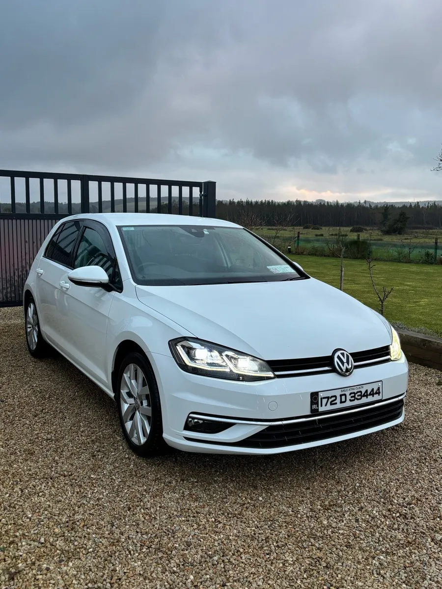 2017 Volkswagen TSI Golf HIGH SPEC MINT CONDITION - Image 1