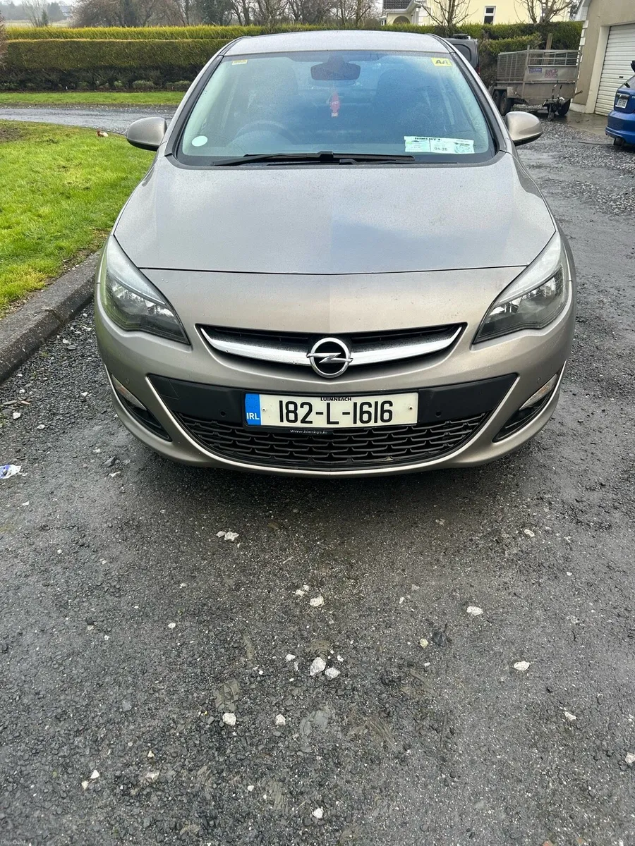 Opel Astra - Image 1