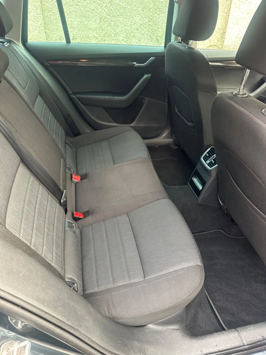 Skoda Octavia 2015 - Image 4