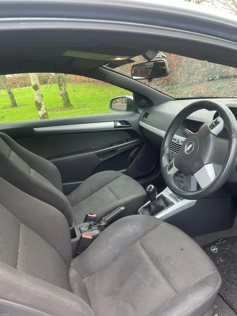 Ope Astra gtc 1.4 petrol low mileage fresh test - Image 4
