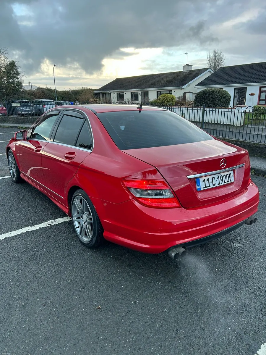 2011 C-Class Mercedes - Image 3