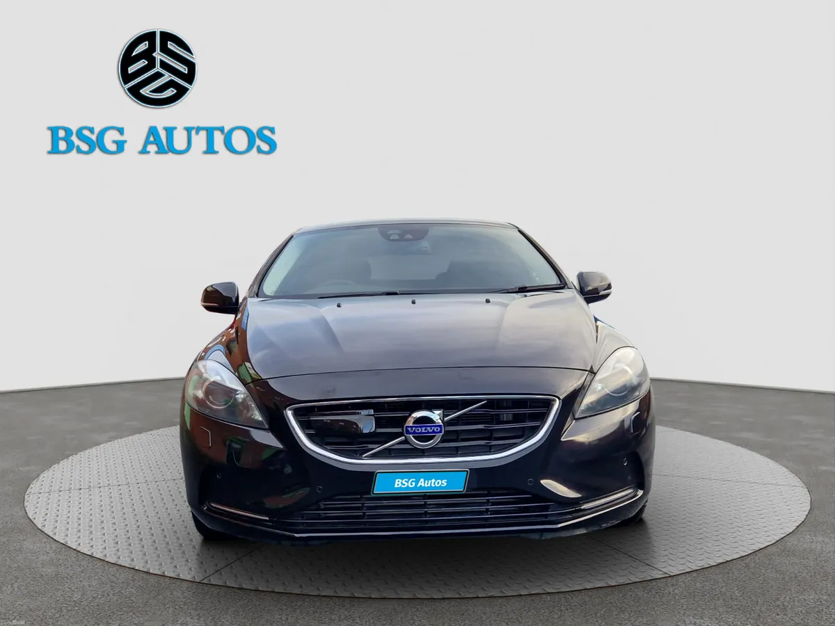 2014 VOLVO V40  T4 1.6 AUTO*ONLY 37K MILES* - Image 2