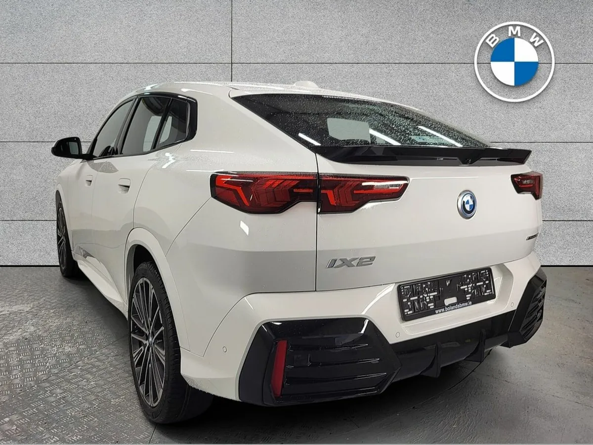 BMW iX2 eDrive20 M Sport - Image 2