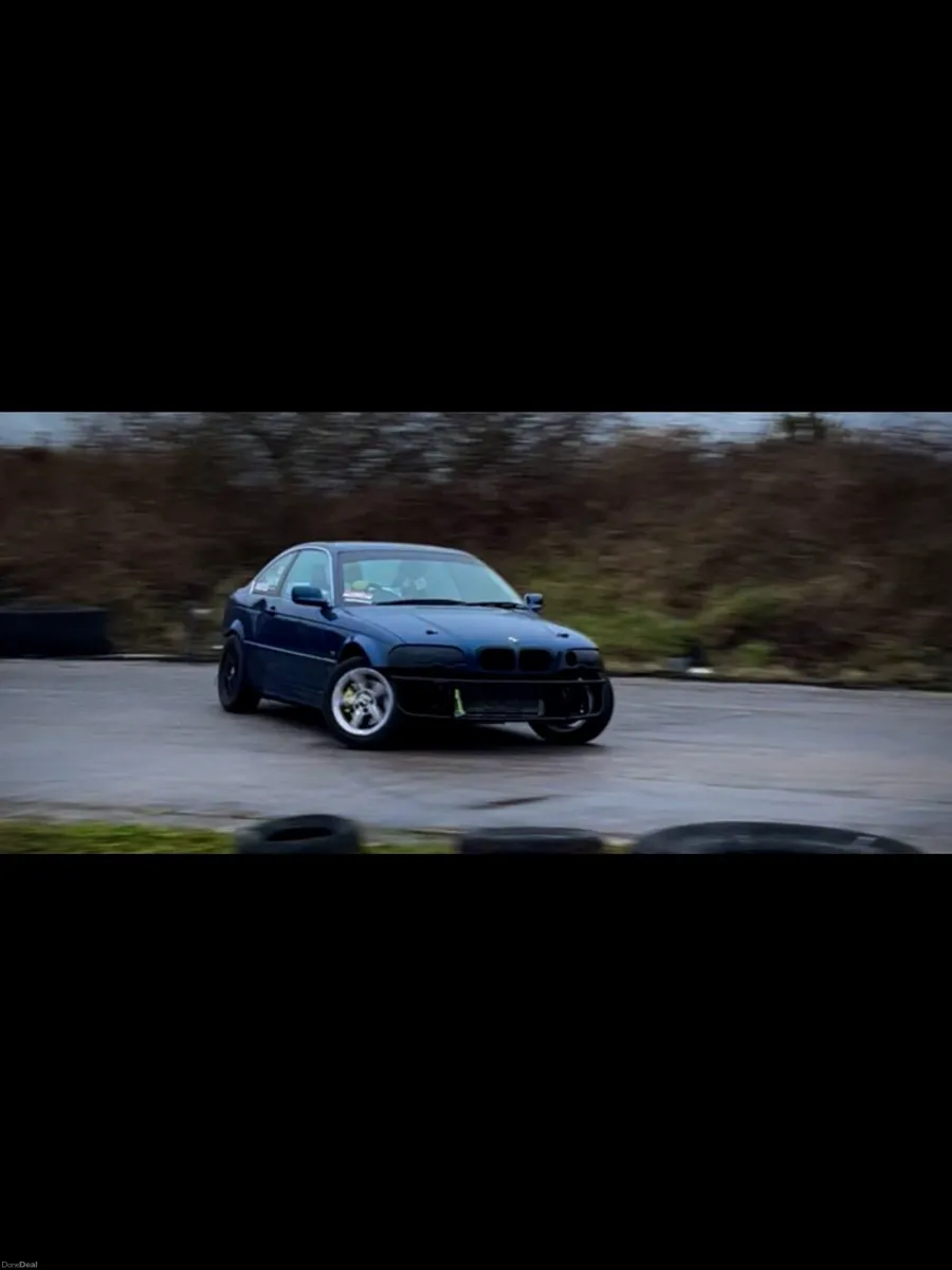 Bmw e46 325 drift car - Image 2