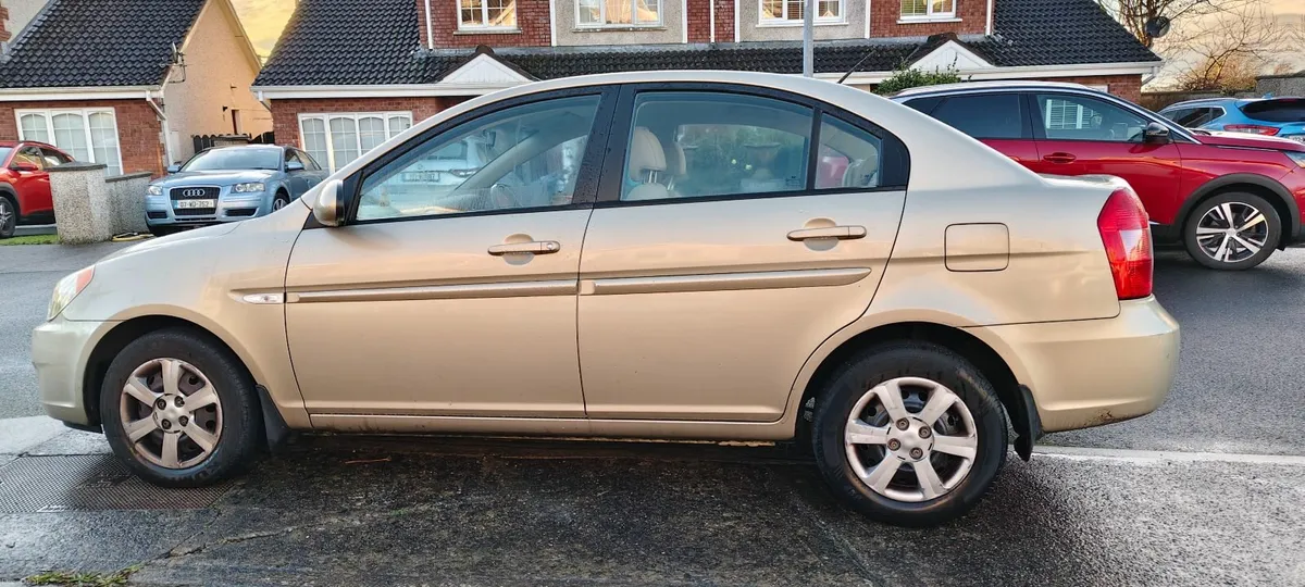 Hyundai Accent 2007 - Image 1