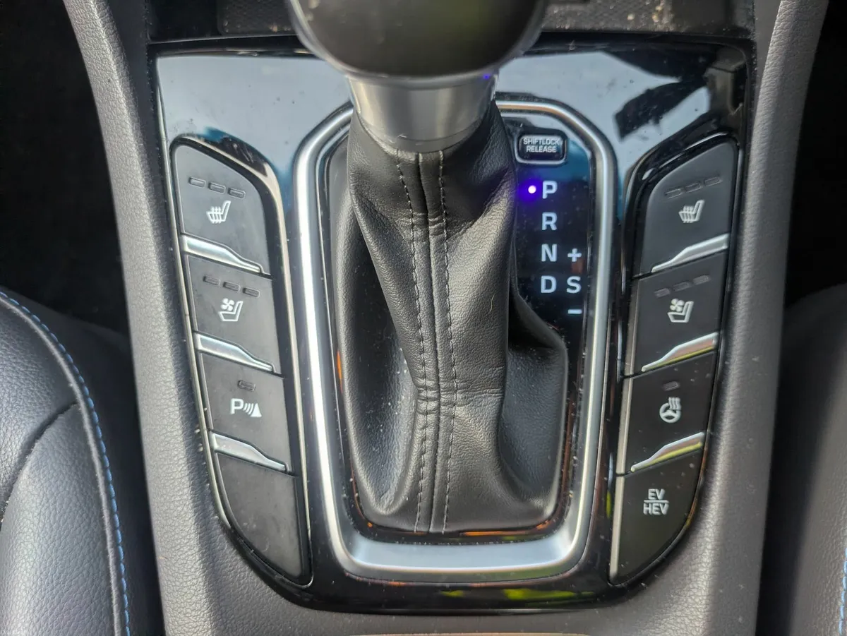 Hyundai IONIQ 2018 - Image 4