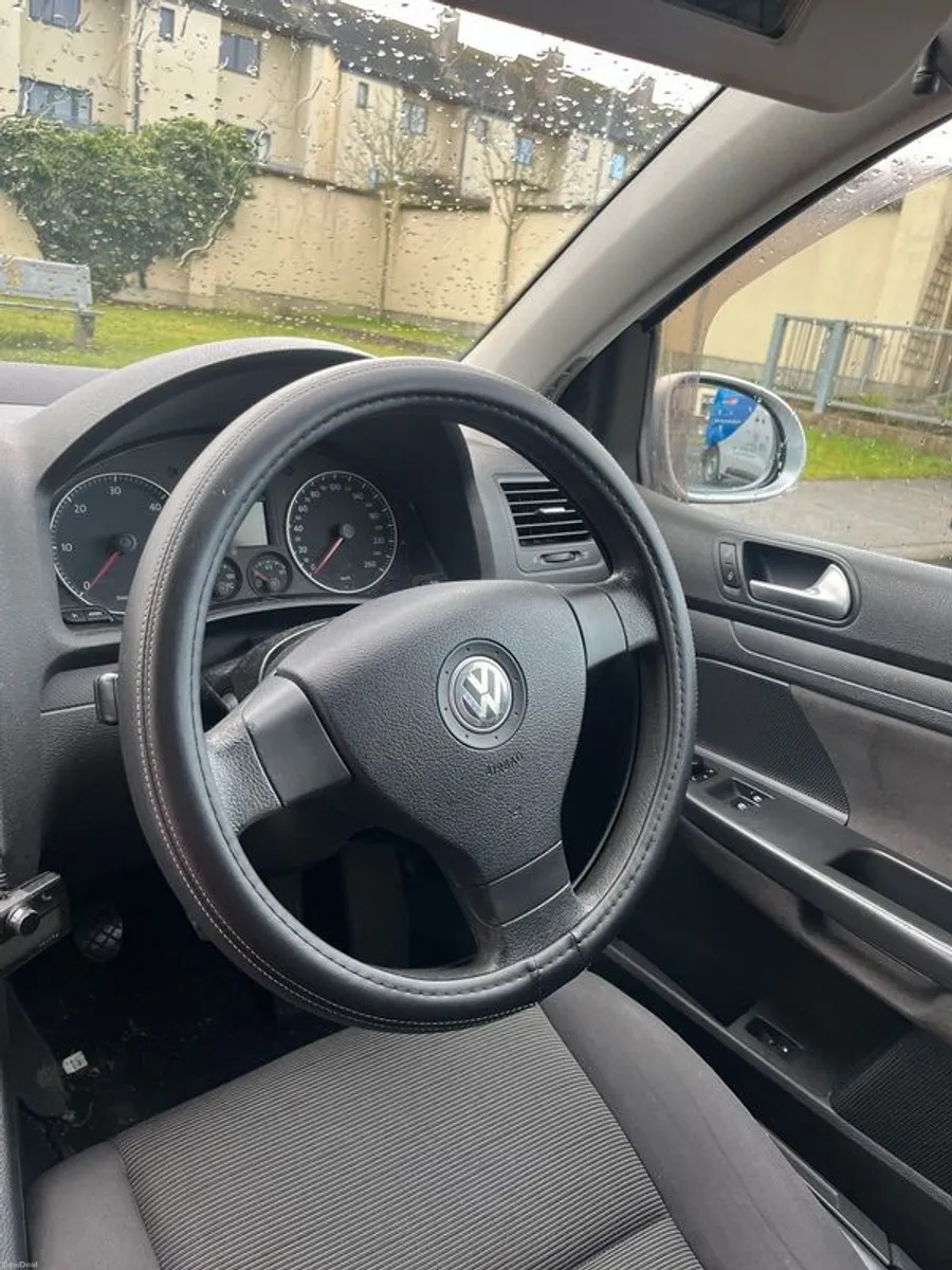 2007 Volkswagen Golf - Image 3