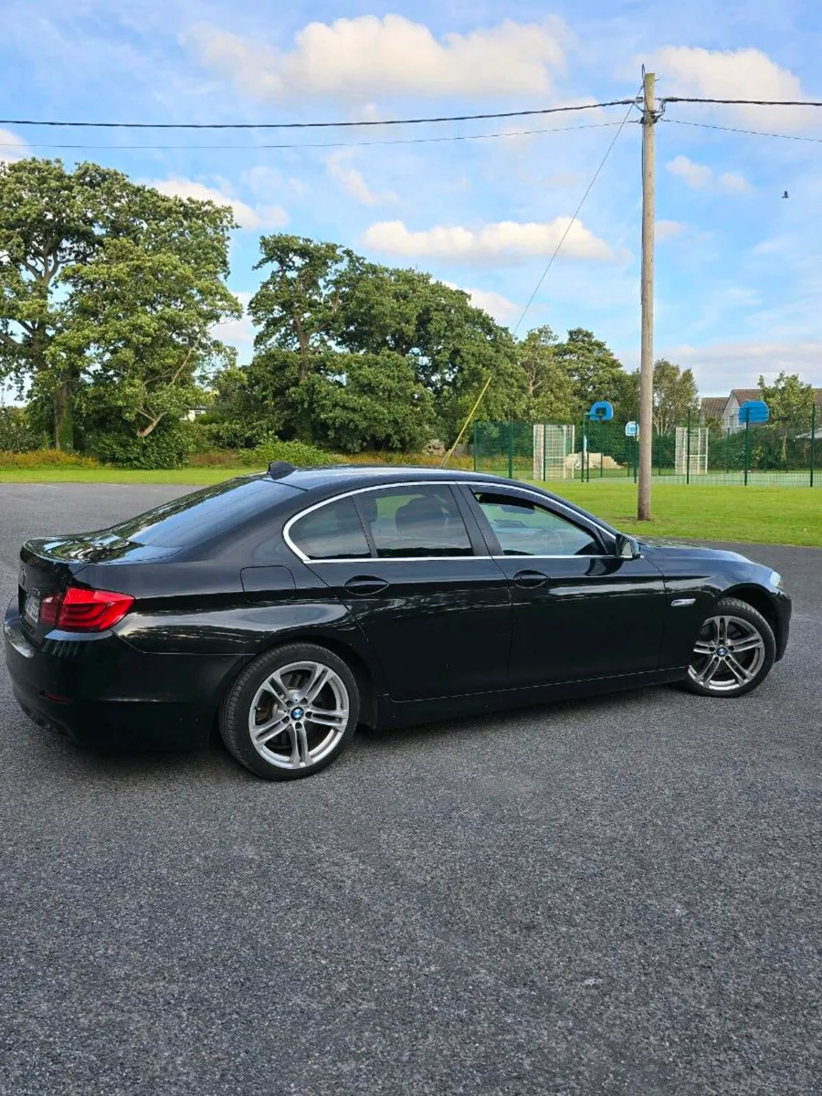 BMW 520d Automatic - Image 1