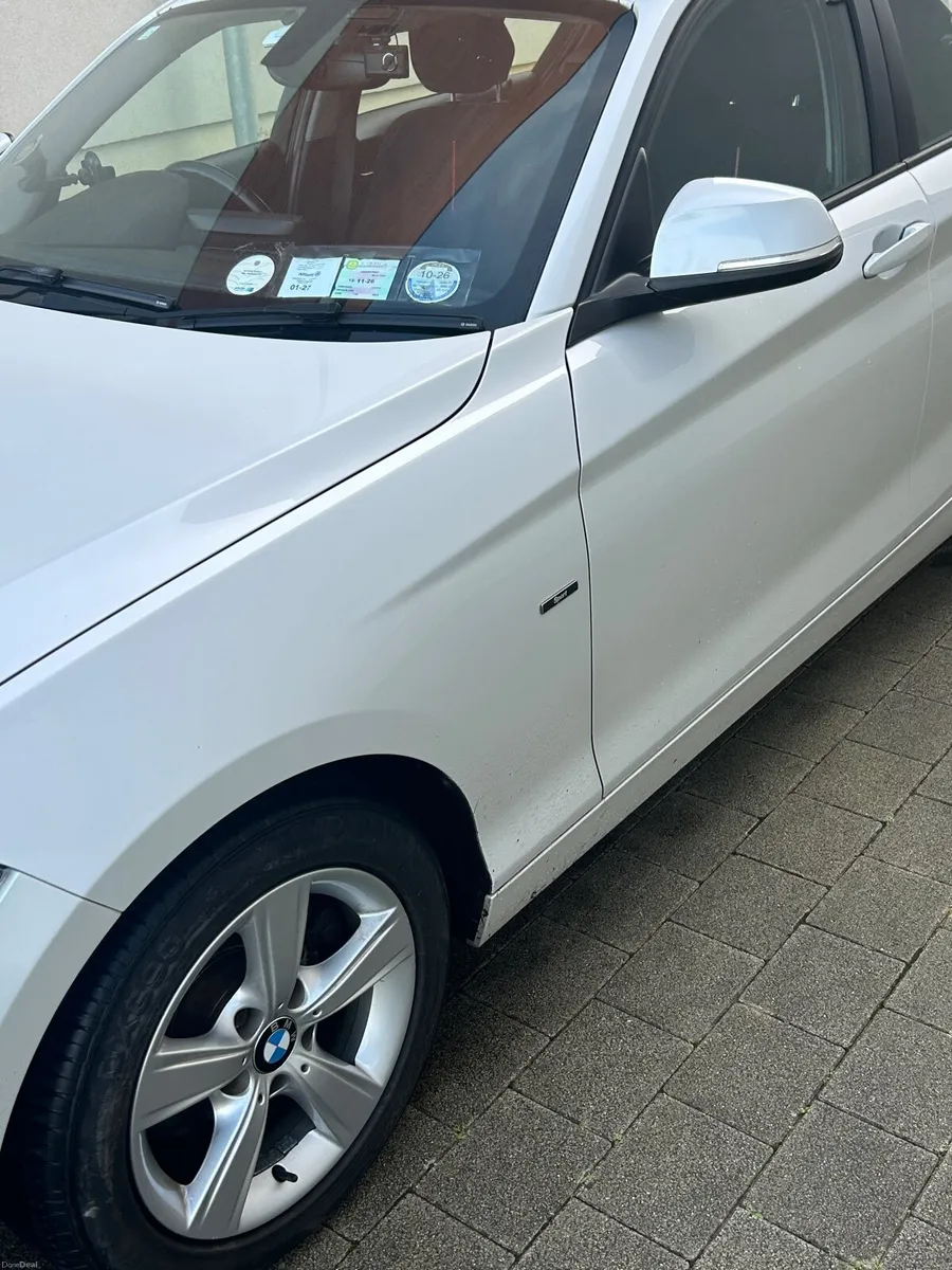 BMW 1-Series 2014 Sports - Image 4