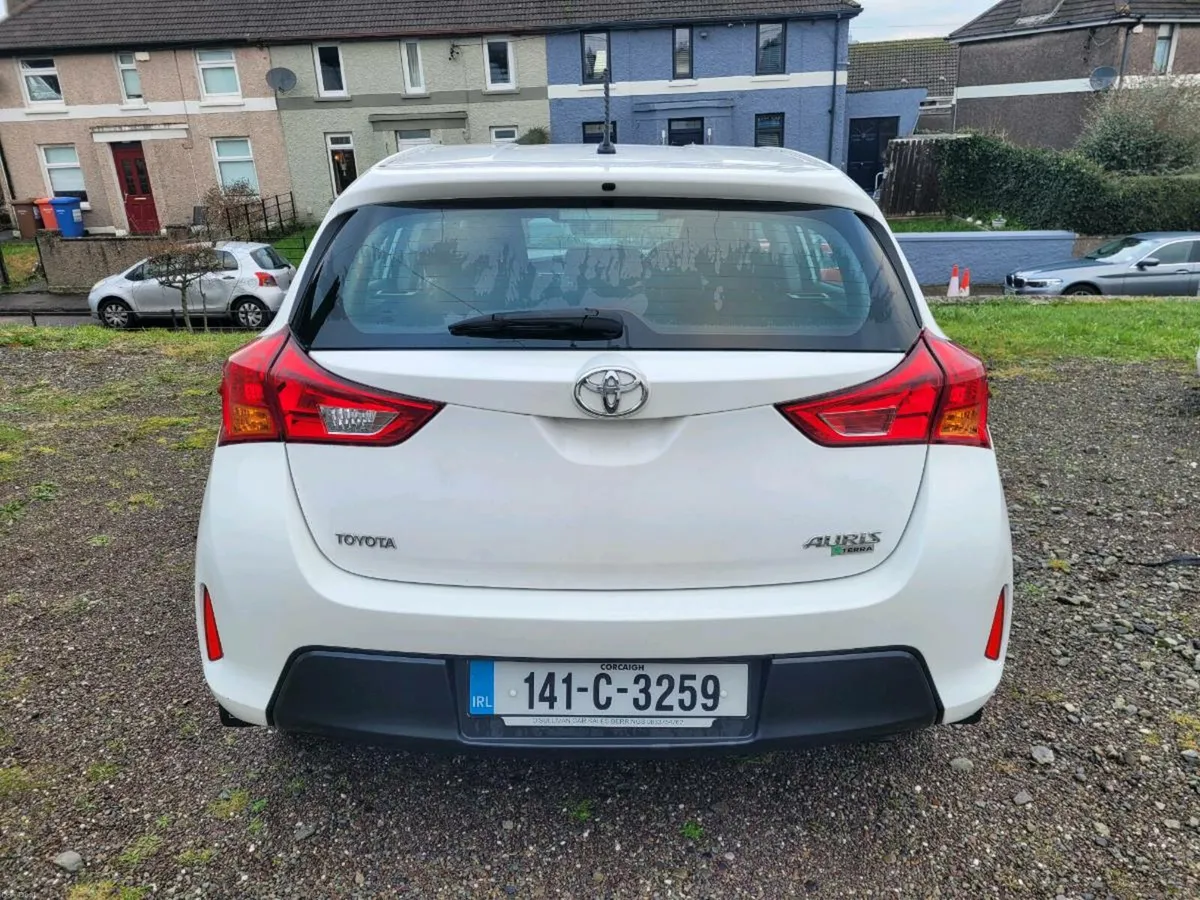 Toyota Auris 2014 1.4L Diesel D-4D - Image 3