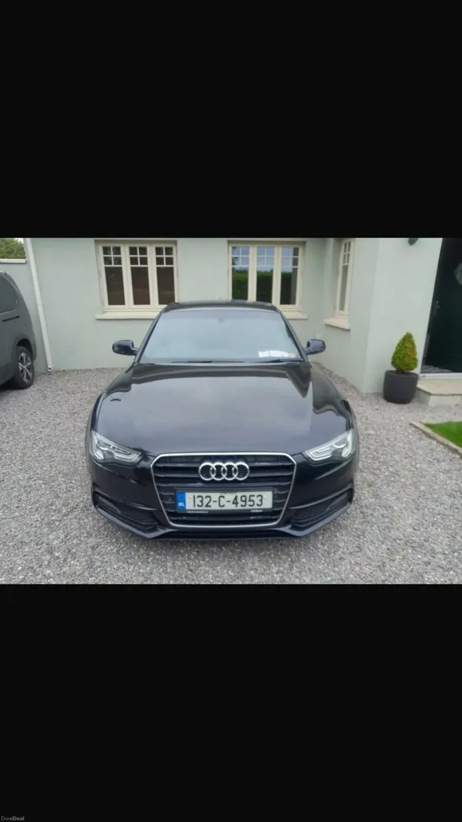 Audi A5 2.0L TDI SLine sportback, 5 door - Image 2