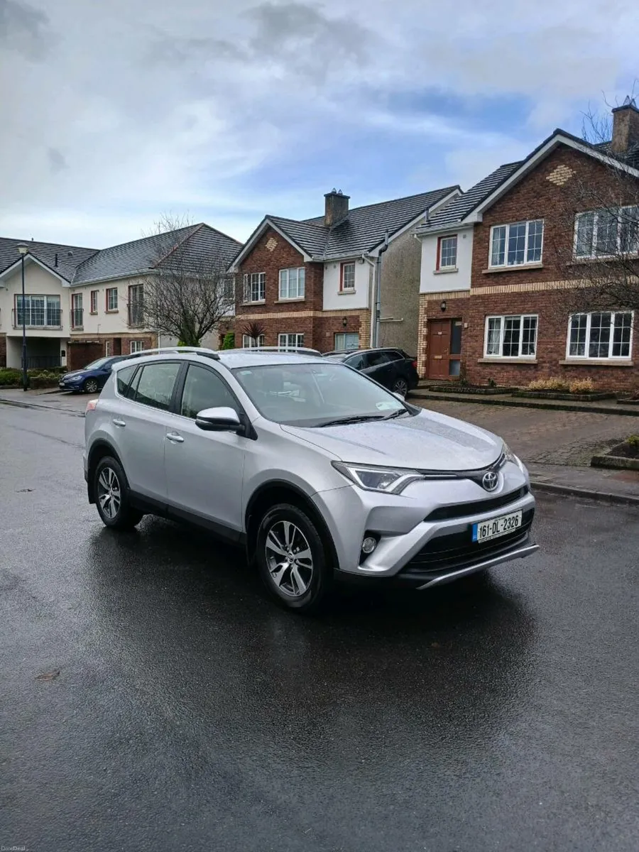 2016 TOYOTA RAV4 - Image 1