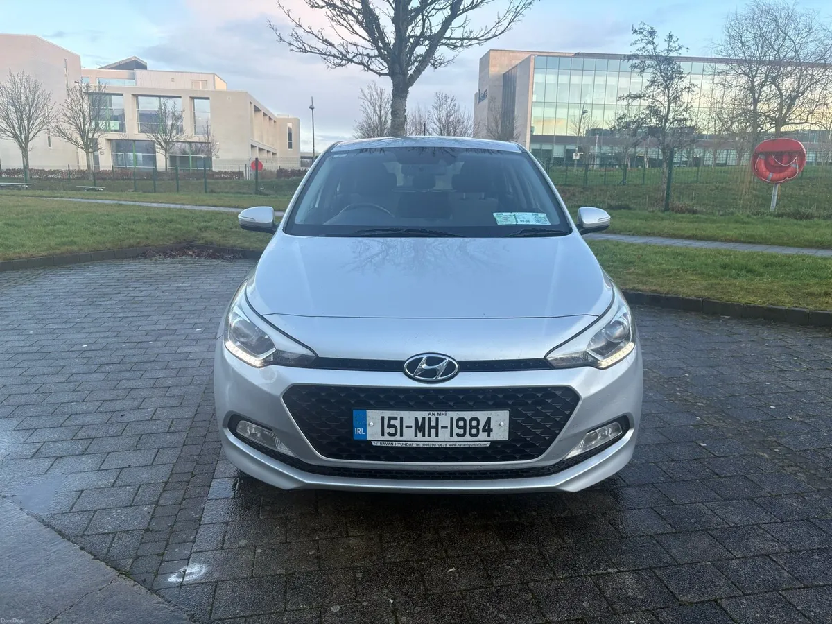 2015 Hyundai 1.1 diesel deluxe nct 07/26 tax 01/26 - Image 2