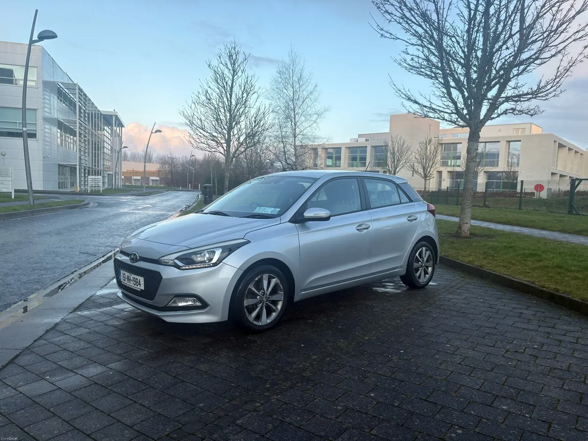 2015 Hyundai 1.1 diesel deluxe nct 07/26 tax 01/26 - Image 3