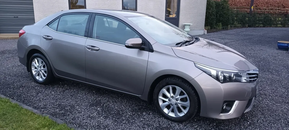 Toyota Corolla 2015 - Image 4