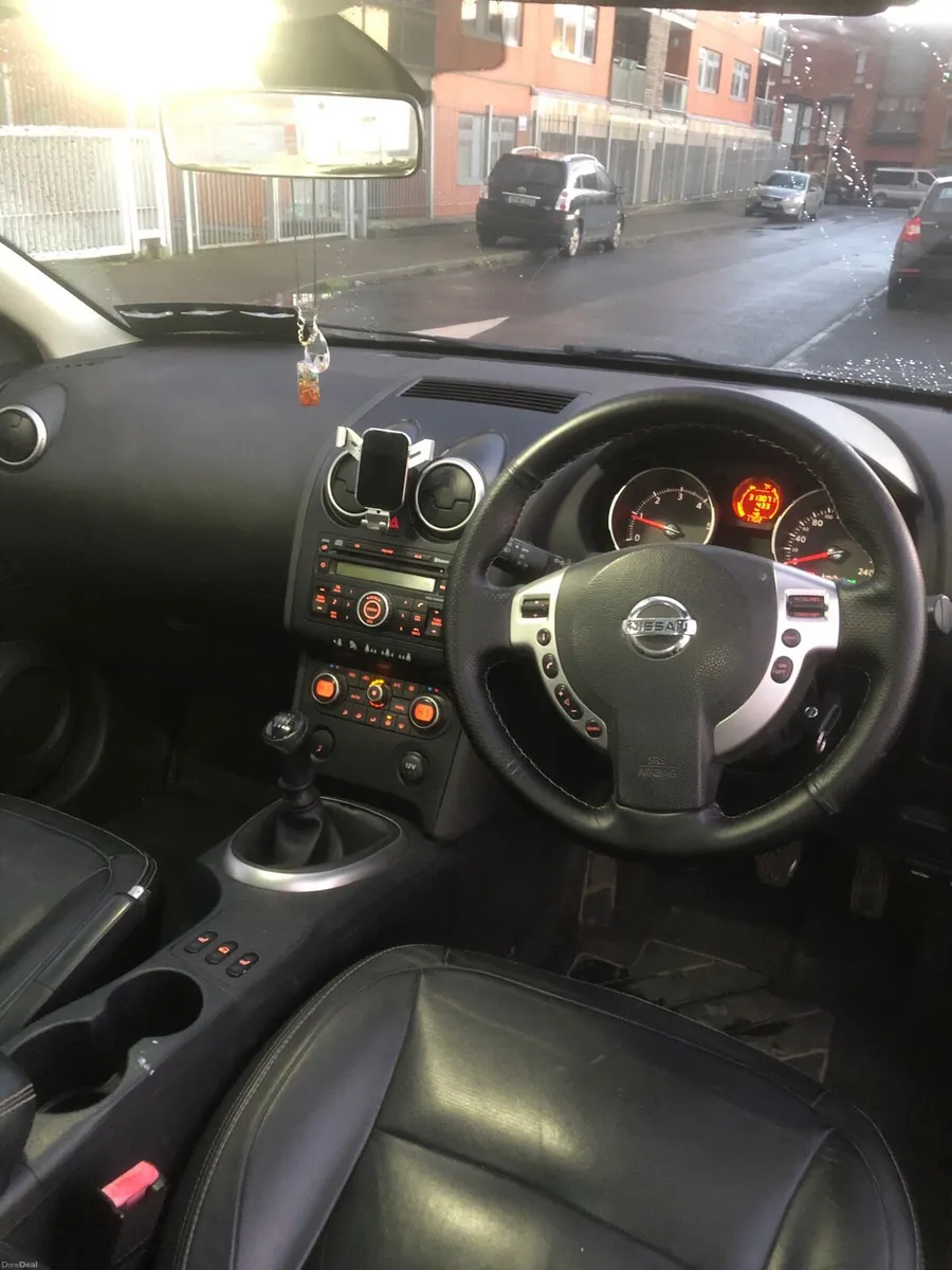 Nissan Qasqai Executive Pack - Image 3