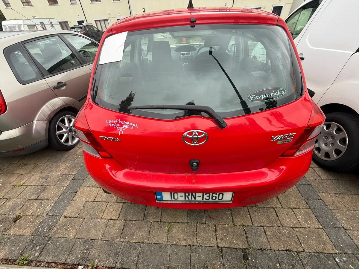 Toyota Yaris - Image 2