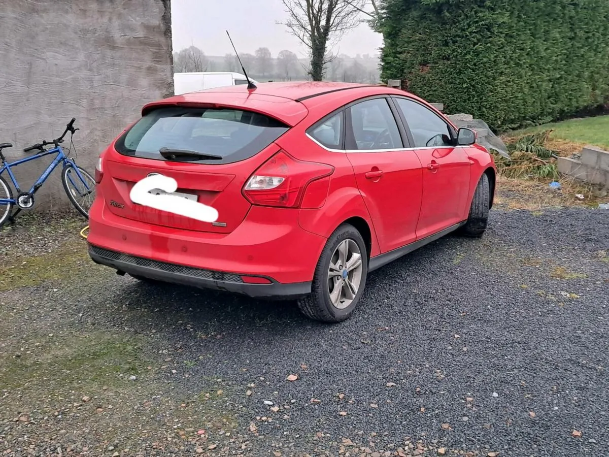 Ford Focus - Image 2