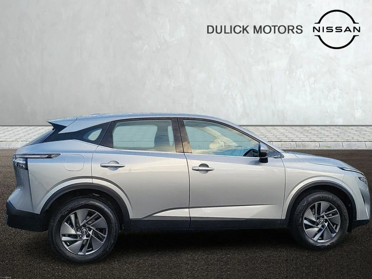 Nissan Qashqai 1.3 PET MILD HYBRID SV - Image 3