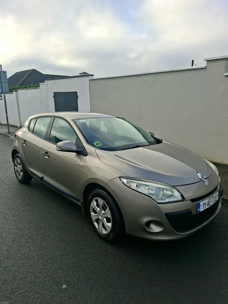 RENAULT MEGANE 2011 - Image 2
