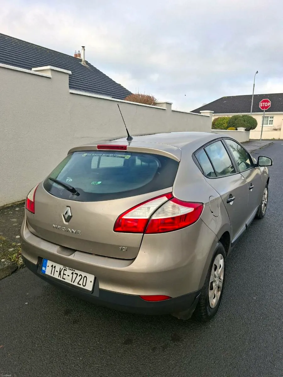 RENAULT MEGANE 2011 - Image 3