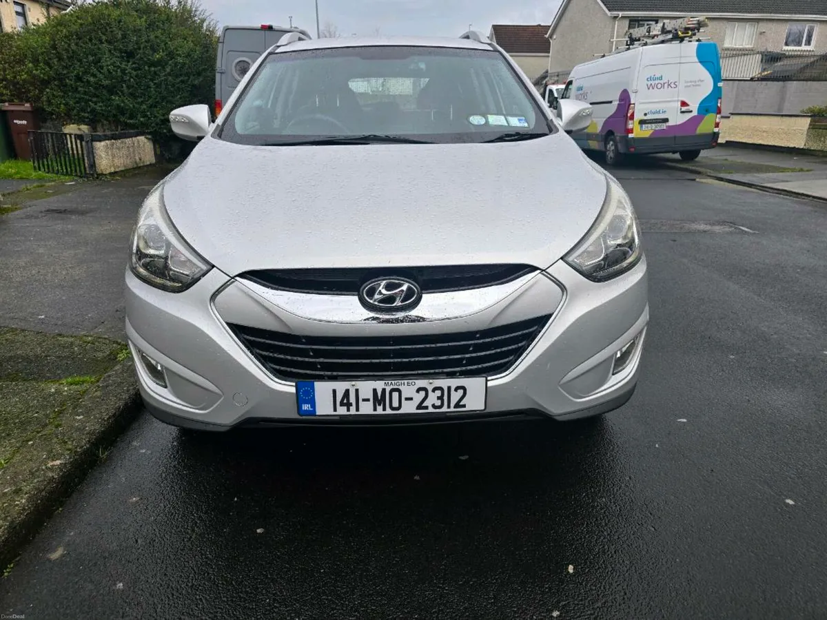 Hyundai ix35 AUTOMATIC - Image 2