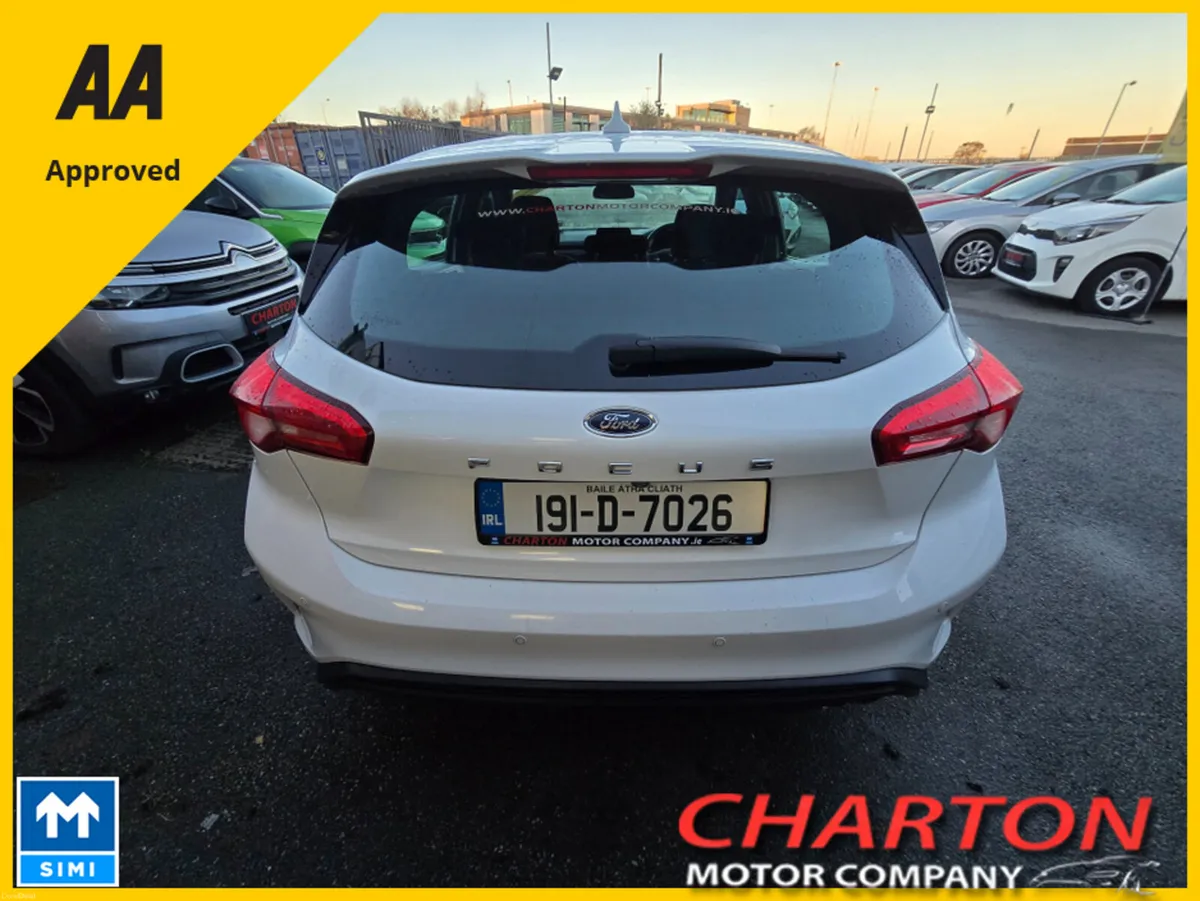 Ford Focus ST-LINE 1.0 ECOBOOST 125 125PS 4DR - Image 2