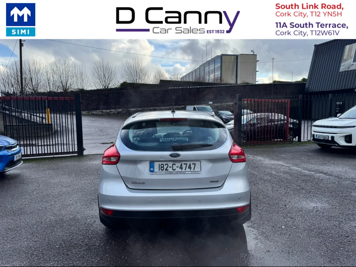 Ford Focus TITANIUM 1.0 125PS 6SPEED 4DR - Image 3