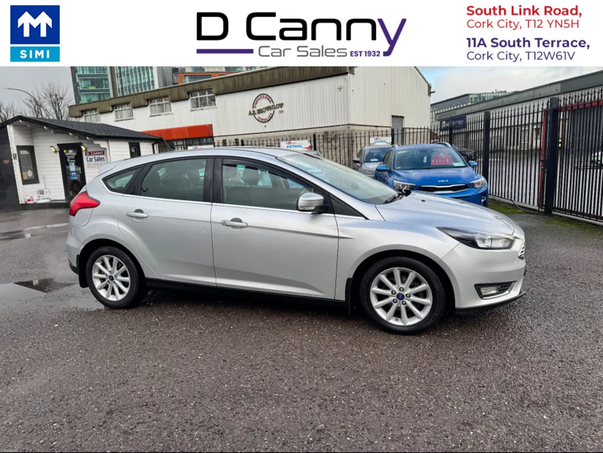 Ford Focus TITANIUM 1.0 125PS 6SPEED 4DR - Image 4
