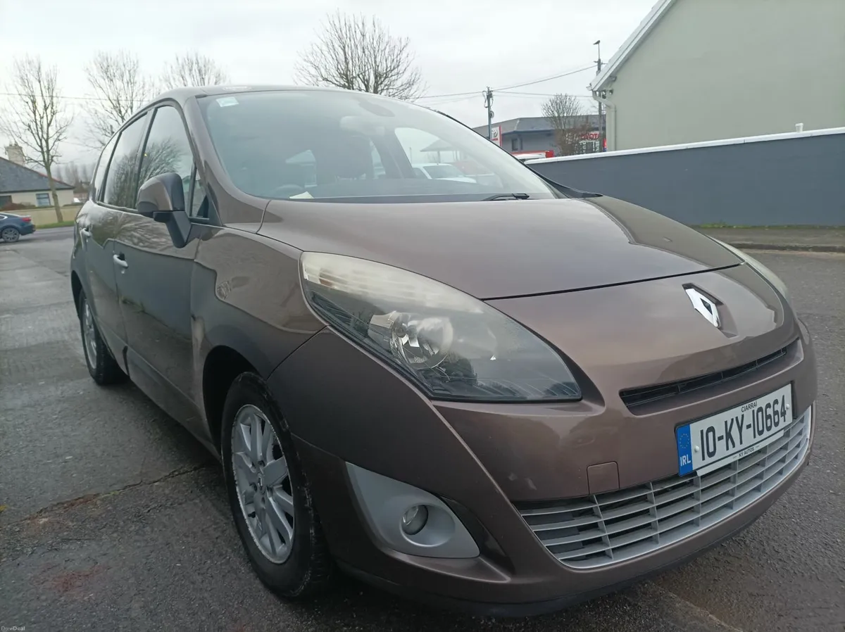 2010  Renault Grand Scenic 7 Seater - Image 1