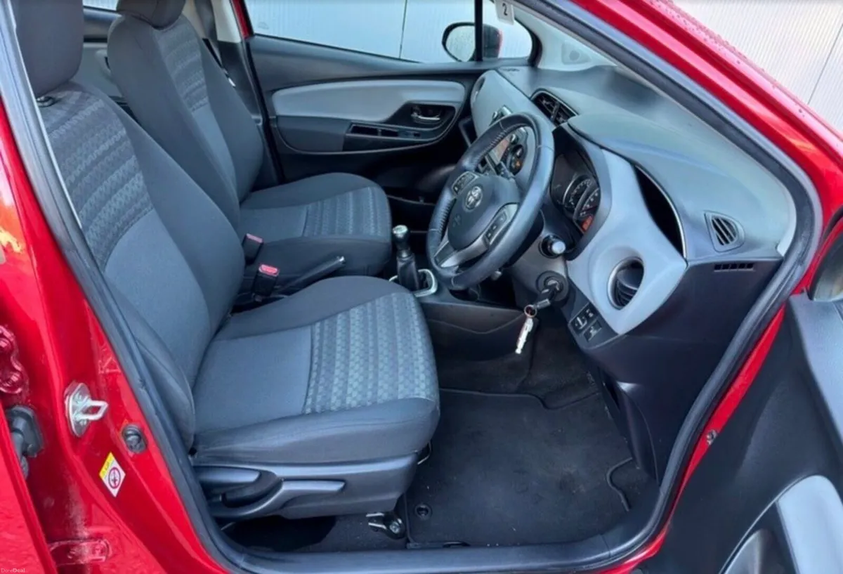 Toyota Yaris - Image 4