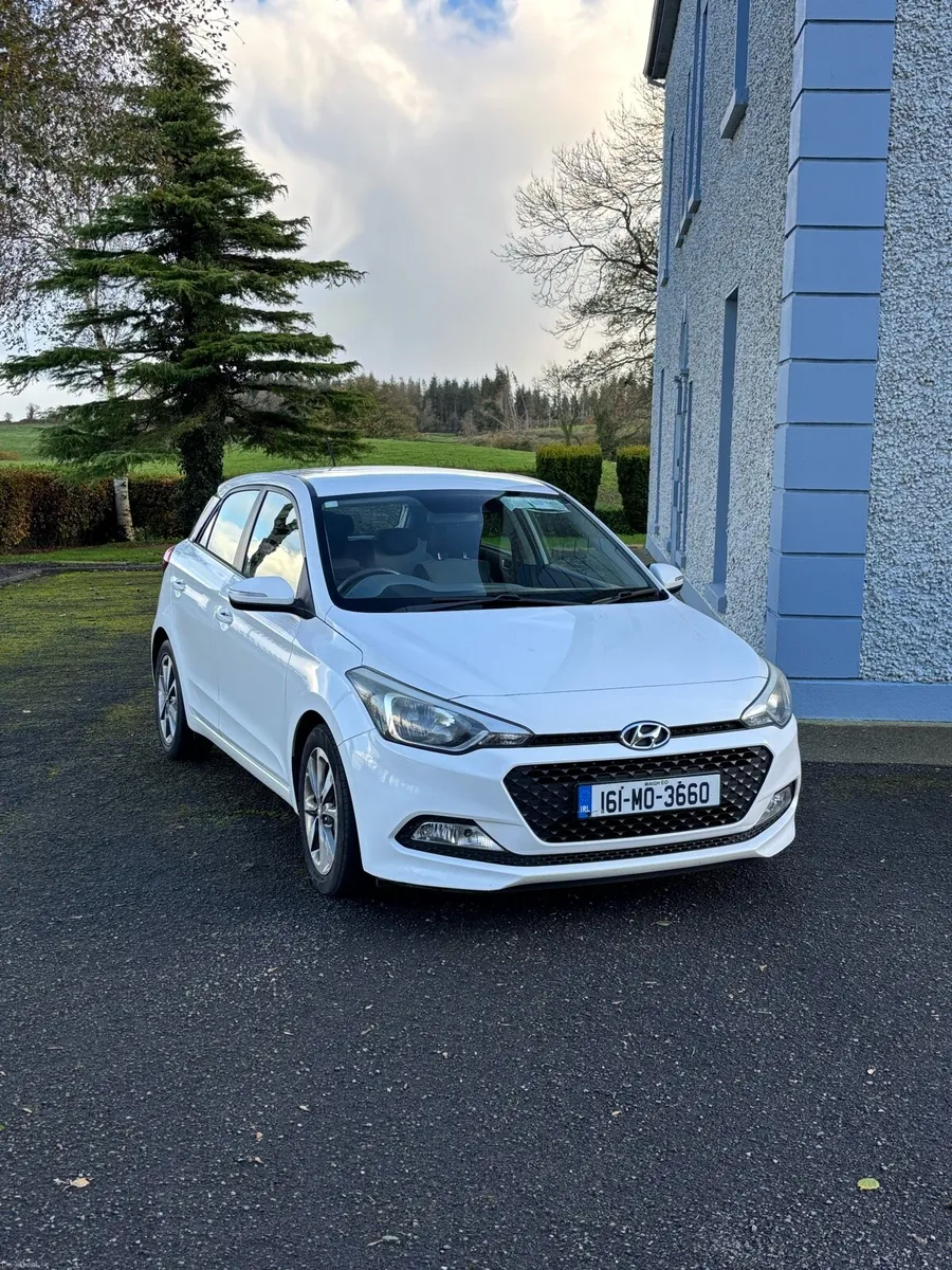 Hyundai i20 - Image 1