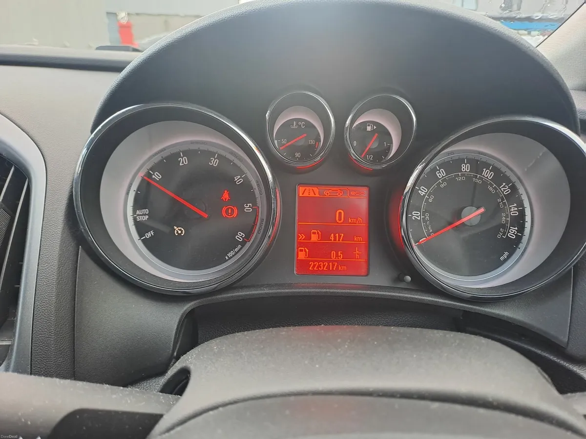Vauxhall Astra 2014 - Image 3