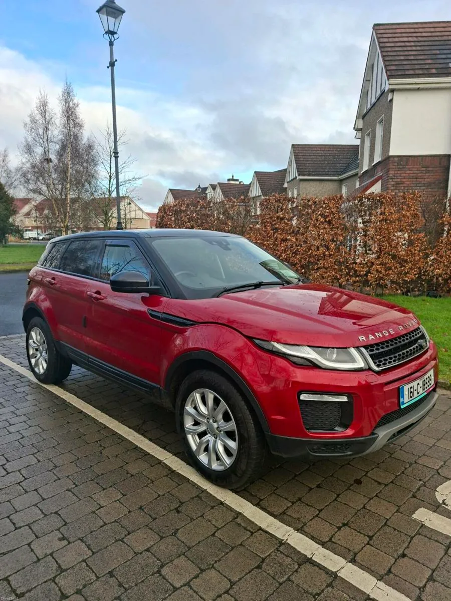 LAND ROVER EVOGUE 2016 - Image 1