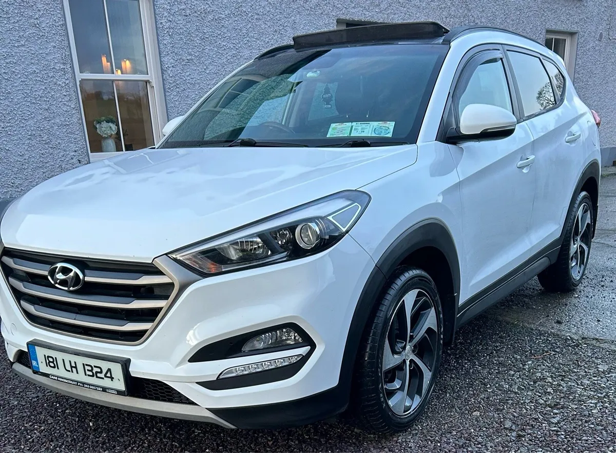2018 Hyundai Tucson 1.7 D Premium Pan Roof - Image 2