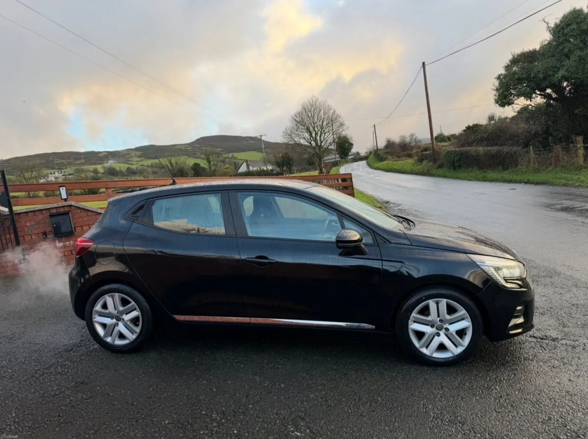 Renault Clio 2020 - Image 4