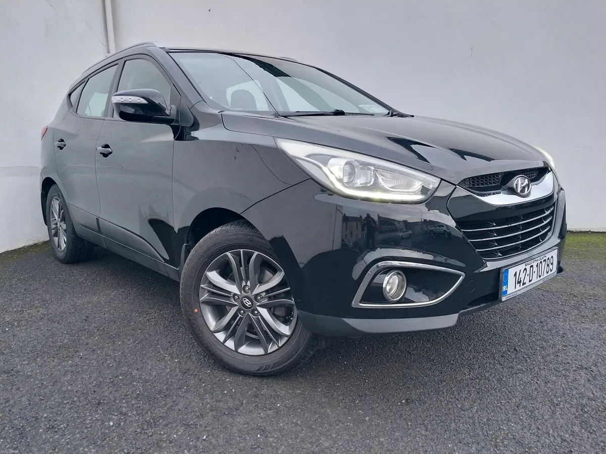 Very LOW miieage, Brand NEW NCT. - Image 4