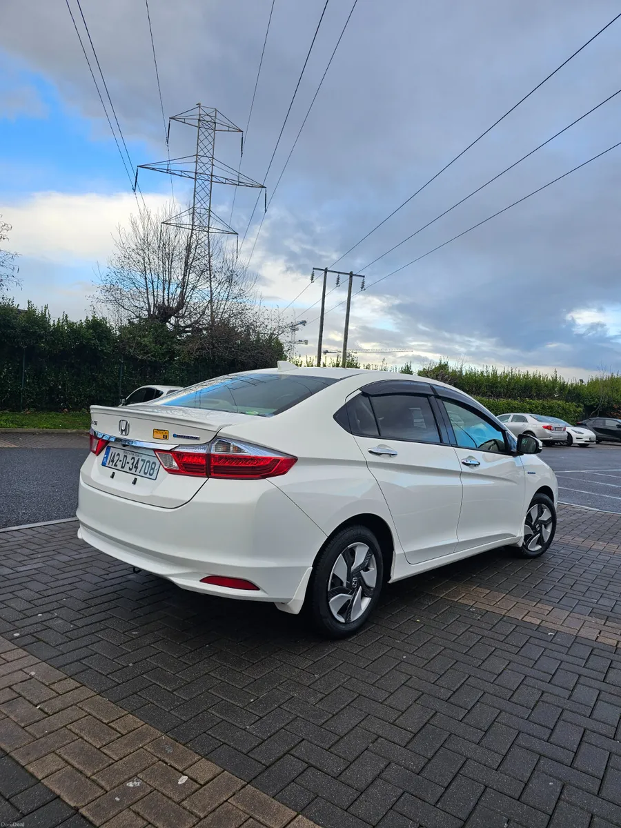 Honda Grace 2014 - Image 2