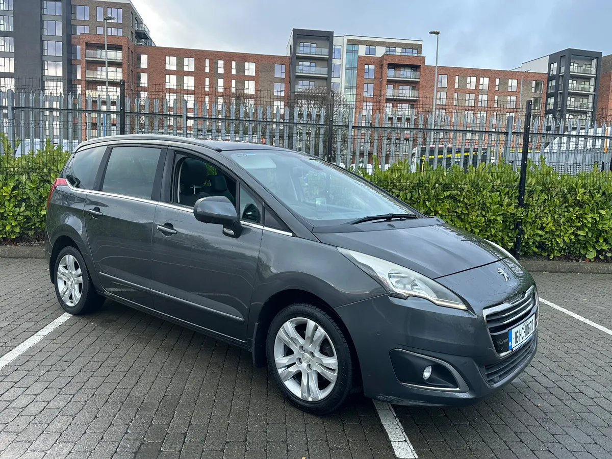 Peugeot 5008 7 Seats High Spec Low Kms - Image 1