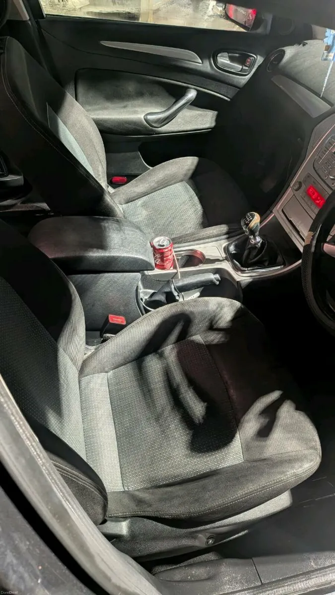 2010 Ford Modeo 2.0 TDI Zetec - Image 3