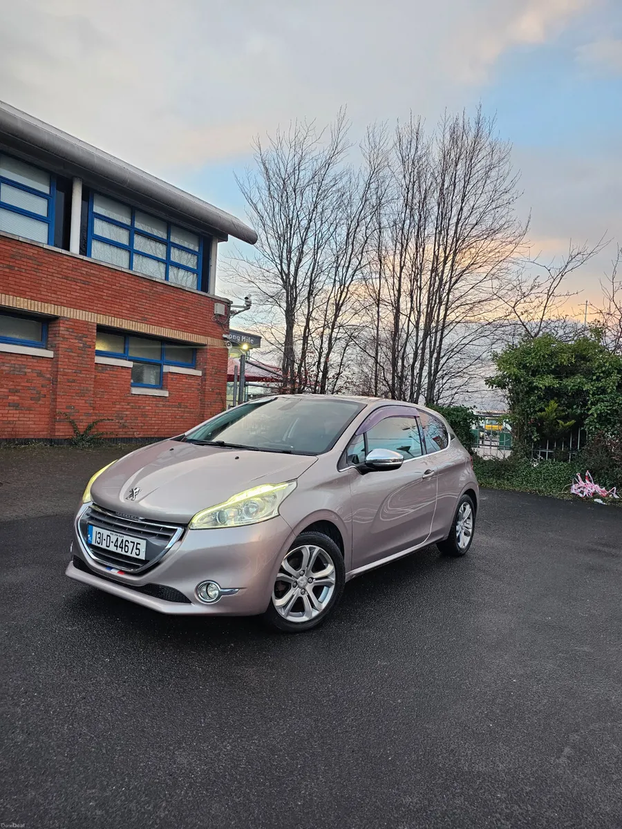 Peugeot 208 2013 - Image 3