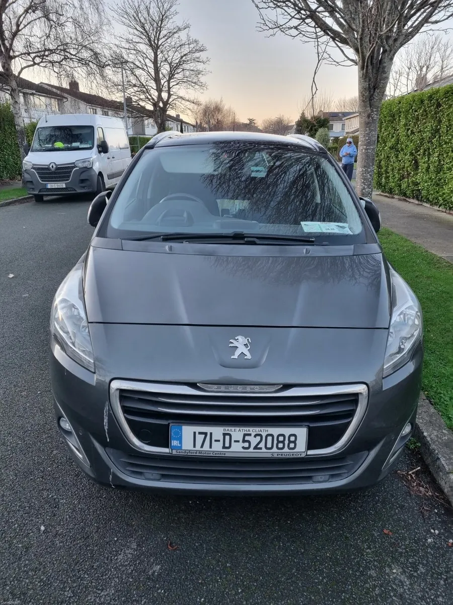 Peugeot 5008 2017 - Image 1